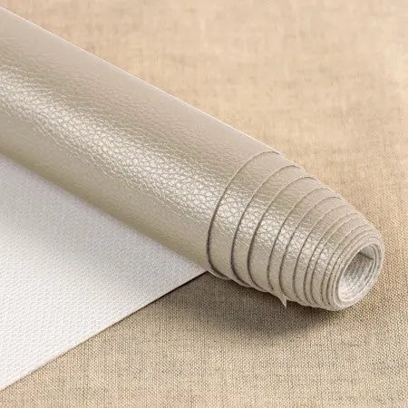 COUPON Simili KARLA STAR METALLIQUE 140X50CM-Mastic - La boite à tissus COUPON Simili KARLA STAR METALLIQUE 140X50CM-Mastic