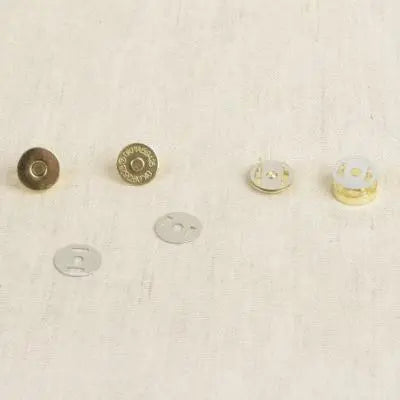 FERMOIR MAGNET A RIVETS*2- Or La boite à tissus