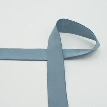 Elastique tissé satiné bleu poussière 30 mm - La boite à tissus