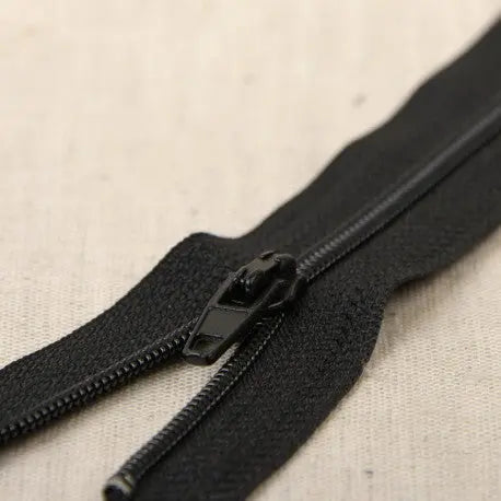 Tirette fine polyester n°2 non séparable 60 cm - La boite à tissus